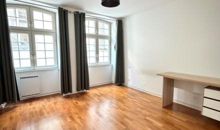 GRAND F2 DE 60 M² - STRASBOURG CENTRE