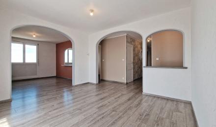 Appartement - 93 m² - 5 pièces - Troyes